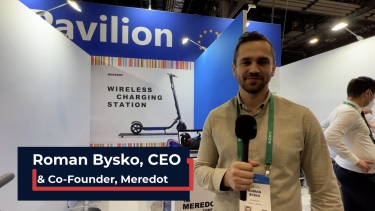 CES 2022 VIDEO Interview: Meredot&#039;s wireless charger for e-scooters reignites the micro mobility revolution