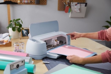 If Cricut is not on your Christmas list then it should be and here&#039;s why