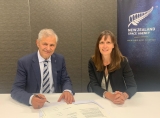 SmartSat CEO Andy Koronios (left) and acting head of the New Zealand Space Agency Robyn Henderson (right)